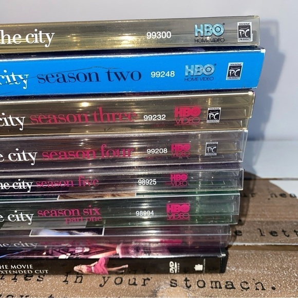 COPY - Sex and the City - Complete Series Seasons 1-6 - Picture 3 of 12